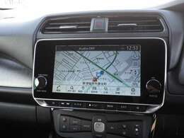 Nissan　Connect　ナビゲーションシステム・スマートな操作性で、ドライビングに集中できる。スマートフォンのように操れます。