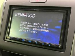 【ナビゲーション】目的地までしっかり案内してくれる使いやすいナビ。Bluetooth接続すればお持ちのスマホやMP3プレイヤーの音楽を再生可能！毎日の運転がさらに楽しくなります！！