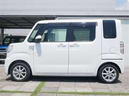 弊社専任のスタッフによるまるまるクリンを実施。