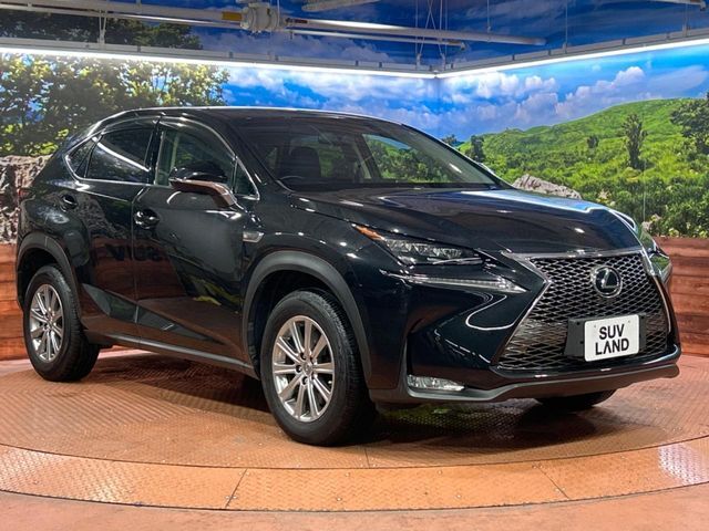 大好評のボディコーティング「弾スプラッシュコート」もご納車までに施工可能。通常のガラスコートと異なる、耐久年数6年の無機質ガラスコーティングが、ボディをキレイな状態に保ってくれます。