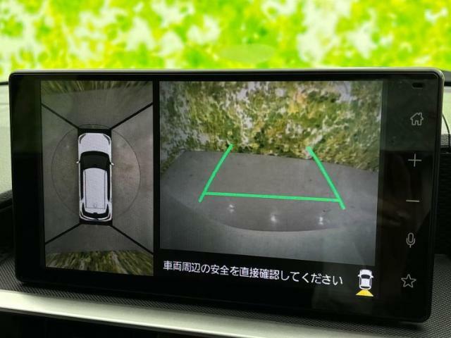 WECARSの展示場では実際に見て、触ってお車をお選びいただけます！知識の豊富な営業スタッフが様々なカーライフをご提案いたします！