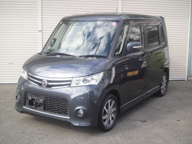 当店の車は安いからと言って現状販売ではありません♪こんな価格でも点検整備、そして1ヶ月1000キロの無料保証付きです♪そこが格安車を扱う他社と違うところであると自負しております。