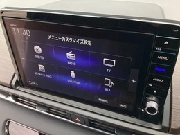 純正10インチナビです。フルセグTV・DVD再生可能！Bluetoothでお好きな音楽お聞きいただけます。所定の時期に3回の無料地図更新つき！！