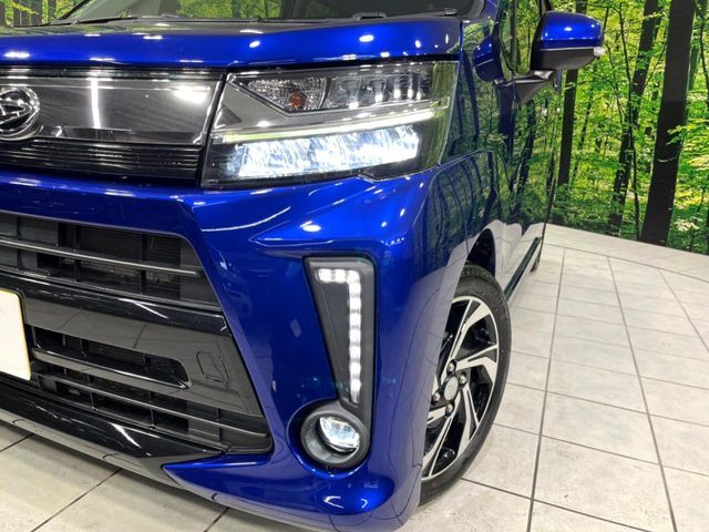 【LEDヘッドライト】悪天候や夜間走行時も良好な視界を確保し安心して運転できる高輝度LEDヘッドライトを装備！点灯速度が早く、消費電力も抑えられています。