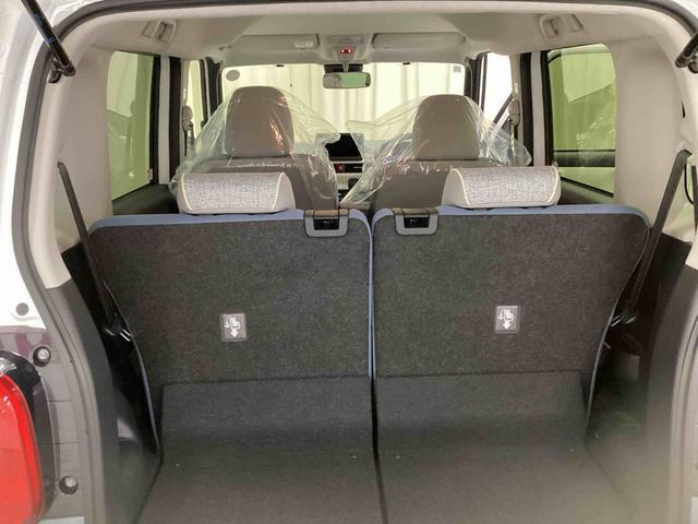 車内全体です（後方から）