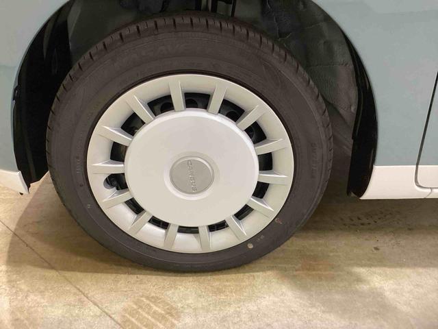 フロントタイヤ左の写真です