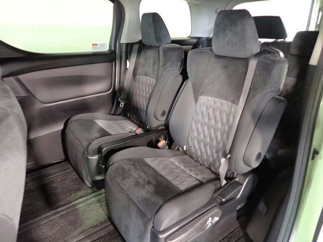 ◆車両詳細は、ヴァーサス桑名店まで　電話：0078-6002-654049までお問合せ下さい◇当社グループ三重県中古車販売台数　平成26年度から令和2年度、7年連続NO.1（東京商工リサーチ調べ）◆