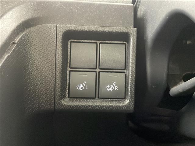 【運転席操作部】『運転席周辺の装備』の画像になります。快適なドライブを楽しむための機能が装備されています！運転席から触れるので使いやすいです！