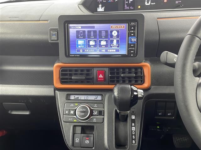 【シフトレバー】『シフトレバー』の画像になります。写真の内容に関してご不明点、ご質問等がございましたらお気軽にガリバー店舗までお問い合わせください。