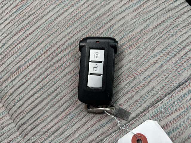 キーレス付いています。