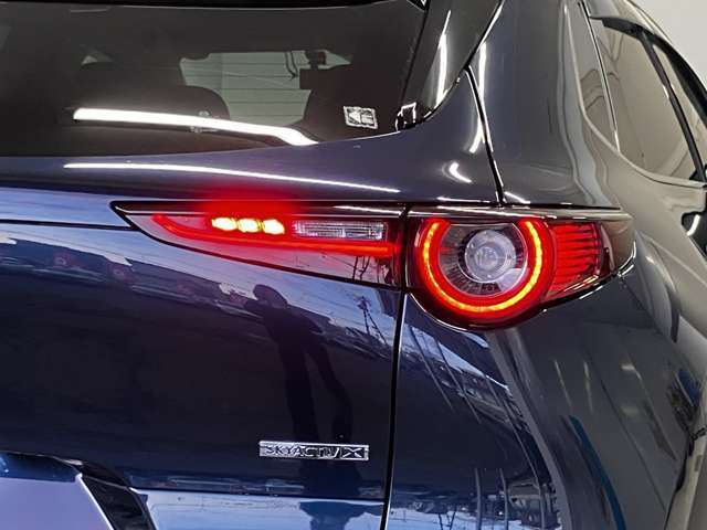 いまお乗りいただいているお車でも、気になるキズ・ヘコミが御座いましたら是非ご相談ください！保険を取り扱った修理も承っております！