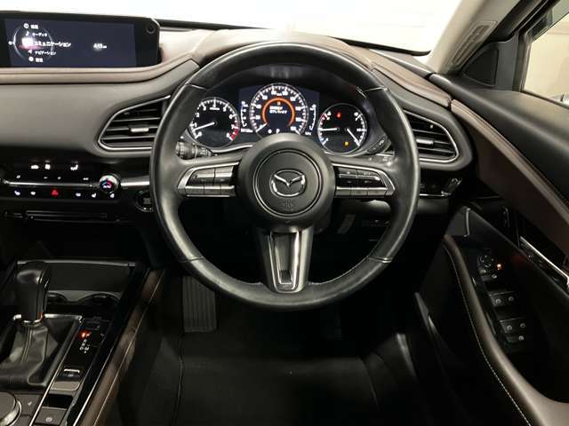 視認性も良く、運転しやすい安心の一台です！