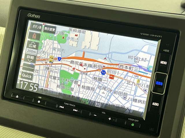 【純正ナビ】専用設計で車内の雰囲気にマッチしたナビが装備されています！利用時のマップ表示は見やすく、いつものドライブがグッと楽しくなります！