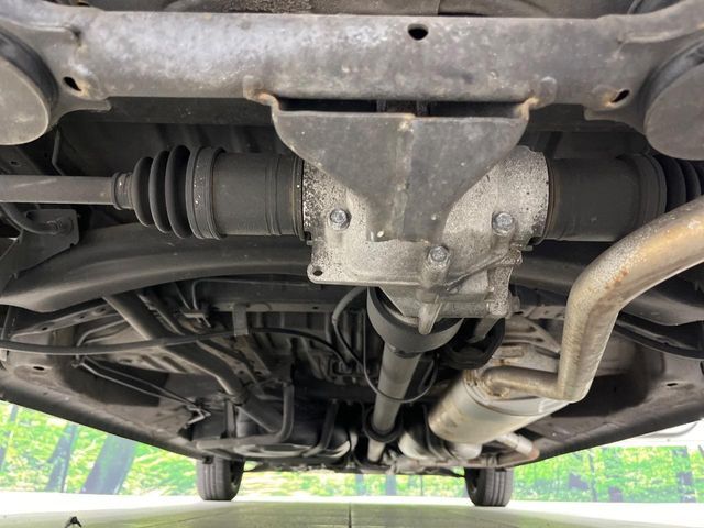 下回りがきれいなうちに、防錆加工の施工がオススメ。降雪地域はもちろん、沿岸部にお住いの方や、趣味でマリン・ウィンタースポーツをされる方にご好評いただいております。