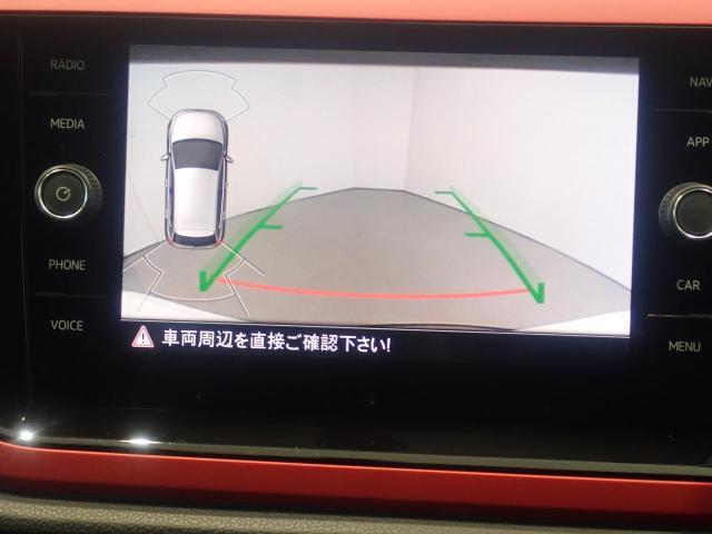 バックモニター搭載で車庫入れ安心！バック中の死角部分がモニターに映し出されるので安全性アップ！！