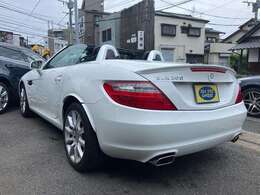保証は3ヶ月、6000kmの保証が付いております。保証内容はご購入前にスタッフにご確認ください。