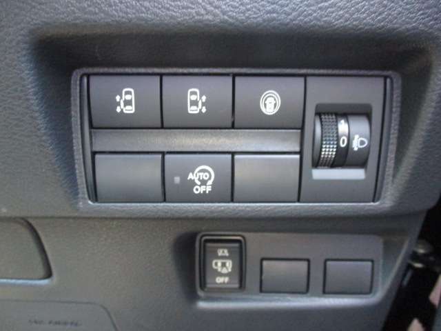 運転席スイッチ類