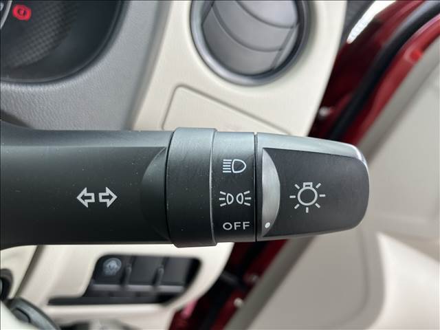 ご納車後も安心、安全なお車にお乗りいただく為にお得な保証パックもご用意しております。軽スマイルは、ご成約から納車後までお客様の大切なお車のサポートをさせていただきます！