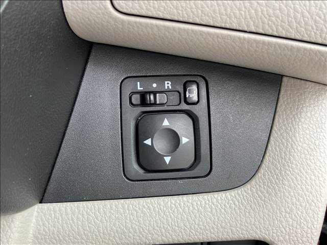 ご納車後も安心、安全なお車にお乗りいただく為にお得な保証パックもご用意しております。軽スマイルは、ご成約から納車後までお客様の大切なお車のサポートをさせていただきます！