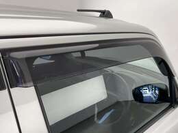 【ルーフ】大きなへこみや色褪せもなくきれいな状態です！ひょう害車は販売いたしませんのでご安心ください。