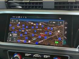 「アラウンドビューモニター」を装備で駐車が苦手な方でも安心です。