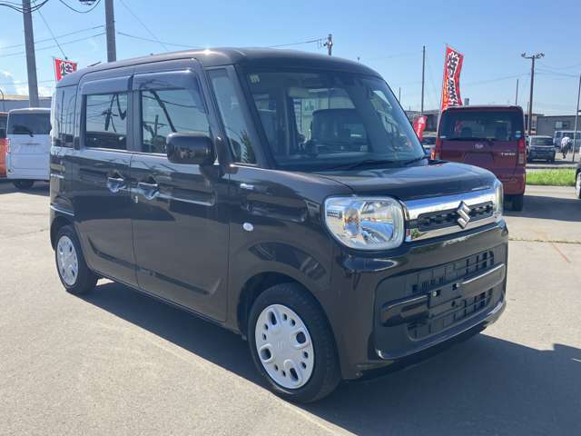 スズキ・ダイハツのサブディーラーとして全国販売優秀の実績！オールメーカーの軽未使用車・中古車はもちろんのこと、コンパクトカー・エコカーなどの普通車も豊富に在庫を取り揃えています！
