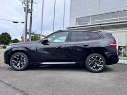 安心と信頼の納車前点検をShizuokaBMWでは全車で実施致しております。納車前100項目点検または、法定12ヶ月点検を全車で実施しております。点検・整備費用はもちろん、車両本体価格に含まれております。