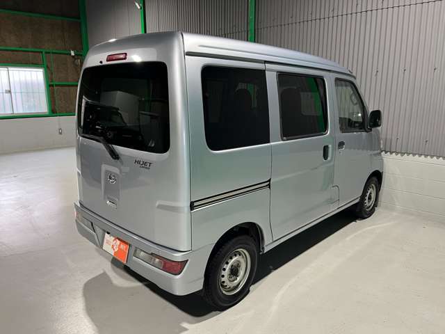 ☆外装も専門のスタッフが施工致しております☆