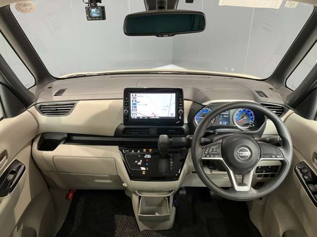 日産認定中古車！ワイド保証1年間、走行距離無制限です☆電装系、消耗品、油脂類、駆動系を除く全パーツに適応致します。1か月（または1,000Km）無料点検整備付きで安心してお使い頂けます♪