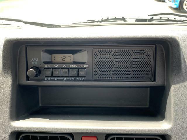 AM・FMラジオが付いているので、運転時も退屈しません。よく聴く局はあらかじめ登録しておけばワンタッチで選局できます♪