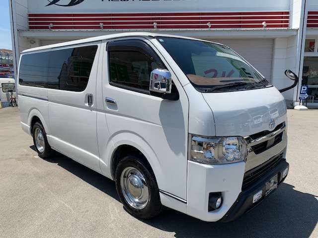 アップルが提供させて頂くお車となります！内外装、機関系共に非常にコンディションの良い状態をキープしたお車ですのでオススメです！この機会に是非お問い合わせ下さい！