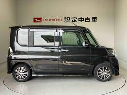 車両右側面からの写真になります。車をご覧になりたい時はお気軽に最寄りの店舗へご相談下さい。