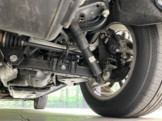 親切・丁寧な専門メカニックスタッフが応対！・車検・点検整備・事故等の修理などアフターサービスも安心。お車のカスタマイズもネクステージのサービススタッフまでご相談ください！