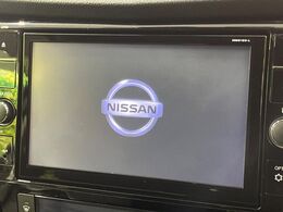 【純正9型ナビ】人気の純正ナビを装備。オーディオ機能も充実しており、Bluetooth接続すればお持ちのスマホやMP3プレイヤーの音楽を再生可能！毎日の運転がさらに楽しくなります！！