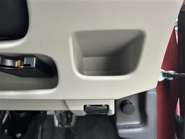 【ETC装着車両】高速走行もスムーズにお支払いが可能な装備。セットアップも当店で可能！お任せください♪