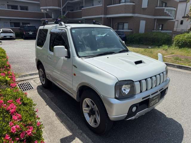 軽自動車購入後　エレメント交換も1000円税込　ワイパーブレードも1本1000円税込　冬タイヤから夏タイヤ入替も2000円税込　車検も当たり前に安いです。まずは通話料無料ダイアル　0078-6002-871157