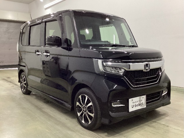 Honda認定中古車ディーラーだからこそ 「安心」「信頼」「満足」 のサービスをお届け致します。