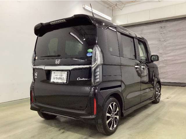 【ホンダクレジット】分割払いをご希望の方には当店扱いの『ホンダファイナンス』が便利です。通常クレジットだけでなく、最終支払い額を設定し月々の支払いを抑える『中古車据置クレジット』もございます。