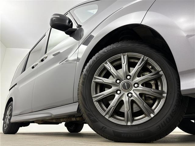 【社外16インチアルミホイール205/60/16】専用のアルミなので、お車のイメージにぴったり！！社外のアルミやスタッドレスタイヤも取り扱いございます！！ドレスアップもカスタマイズもお任せください！！
