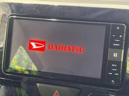 【純正ナビ】人気の純正ナビを装備。オーディオ機能も充実しており、Bluetooth接続すればお持ちのスマホやMP3プレイヤーの音楽を再生可能！毎日の運転がさらに楽しくなります！！