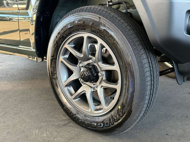 【純正15インチアルミホイール】当社はダンロップ販売特約店です！夏タイヤを始めスタッドレスタイヤも季節に合わせてご案内致します。是非ご相談ください♪