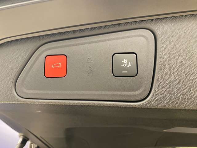 パワーテールゲートを装備しています☆