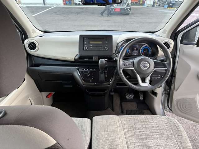 価格は高いより安い方がいいけど、安ければいいって事でも無いし..　と言った多くのお客様の声にお応えする為に、保証やアフターを充実させたうえで、可能な限りの安さを提供する、それが私共チャンスの思いです。