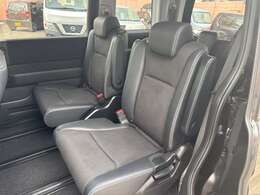 7人乗り　3列シート