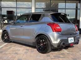 室内外の清掃もこだわって、お客様にご満足いただけるよう努めております。