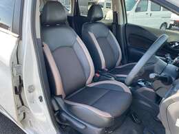 ゆとりのある空間とくつろぎ感のある運転席＆助手席シートは様々なシーンのドライブをサポートしてくれます☆