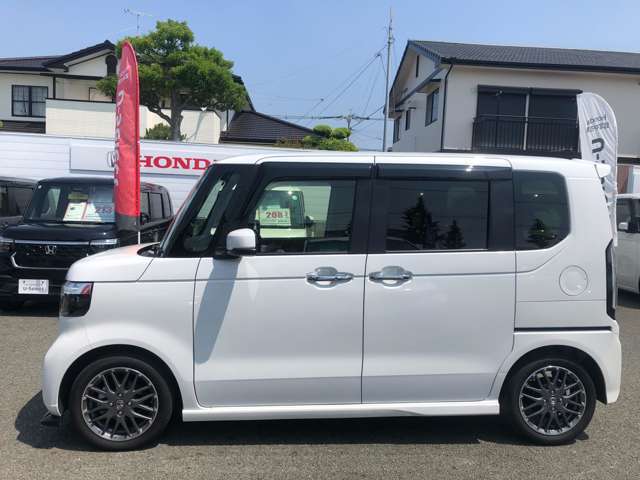 年式が新しいお車に嬉しい♪据置クレジットもご利用可能です。一定の金額を据え置くことで月々の支払いただけます。据置クレジットにも条件がありますので、詳しくはスタッフまでお問い合わせください。