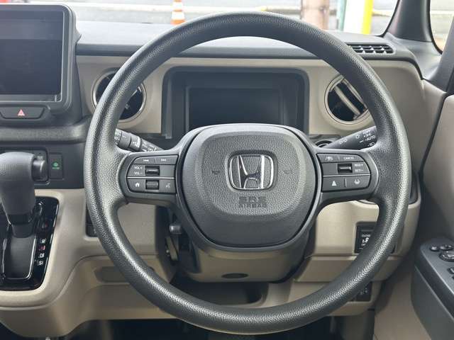 ★修復歴車一切ありません！それどころか、弊社の仕入在庫につきましては、フェンダー、ボンネット、ドアパネル等の交換歴、修理歴のある車両は基本的に仕入れを行いませんので高品質な車両のみ在庫で揃えています！