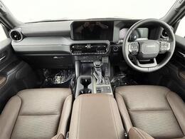 【インパネ全体】全方位で視界が広く、高い目線で運転もしやすいです！