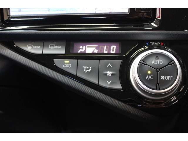 ？？　オートエアコン